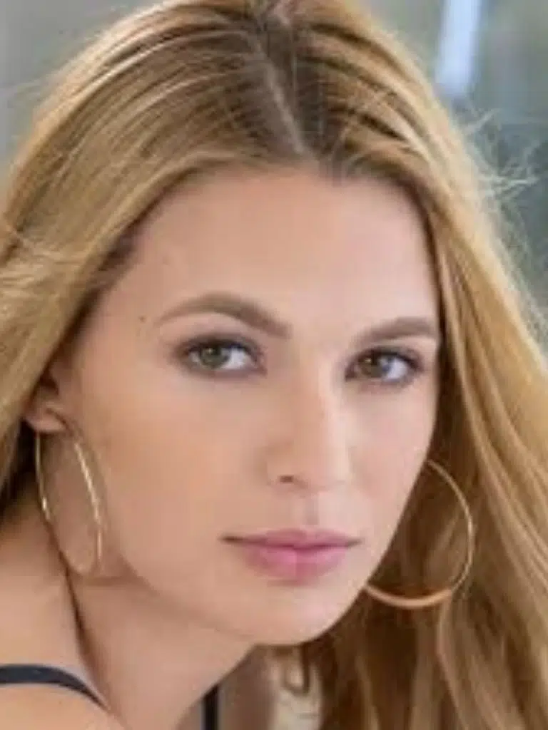 Lilli Dixon Biography: Wiki, Age, Career, Height, Weight, Boyfriend, Net Worth & More